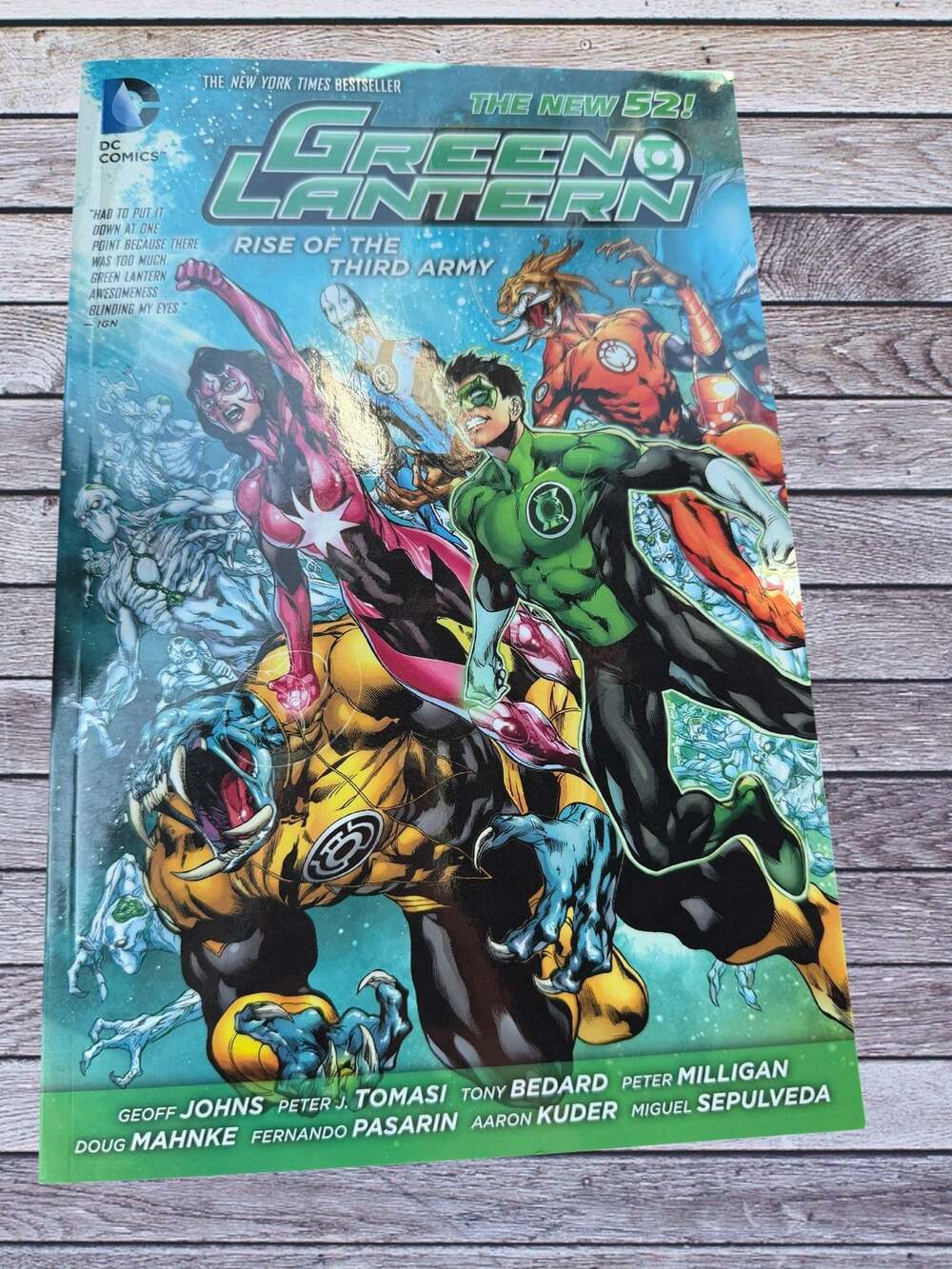 Green Lantern: Rise of the Third Army (The New 52) Graphic Novel